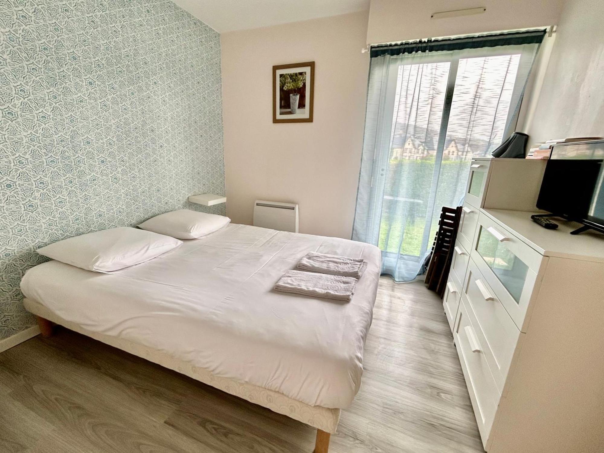 Superbe Appartement Avec Jardin Ensoleille Блонвиль-сюр-Мер Экстерьер фото